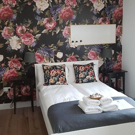 Pasta Factory Guest Rooms Galway Exterior foto